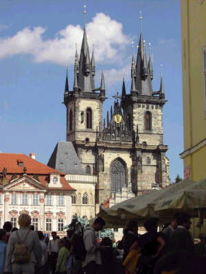 PRAGUE-OLDTOWN.jpg